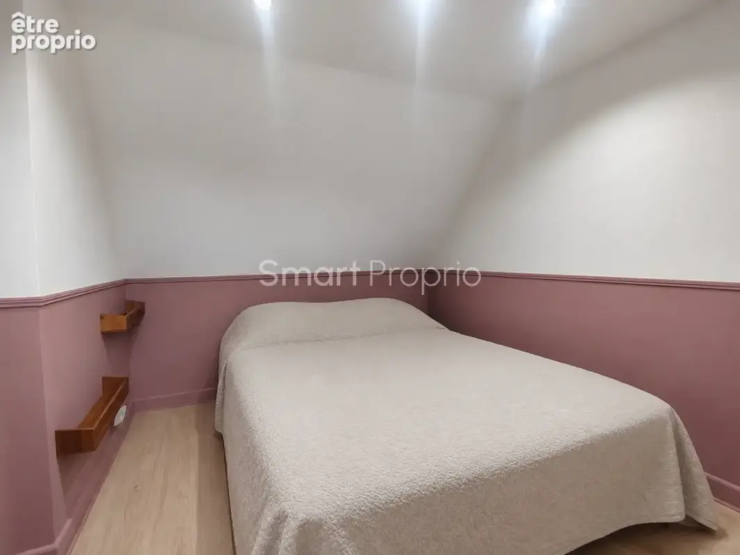 Nouveauté, en Exclusivité! SAINT-ANDRÉ-DES-EAUX   Appartement T3 de 40m2 en duplex avec terrasse, cheminée et - photo 8