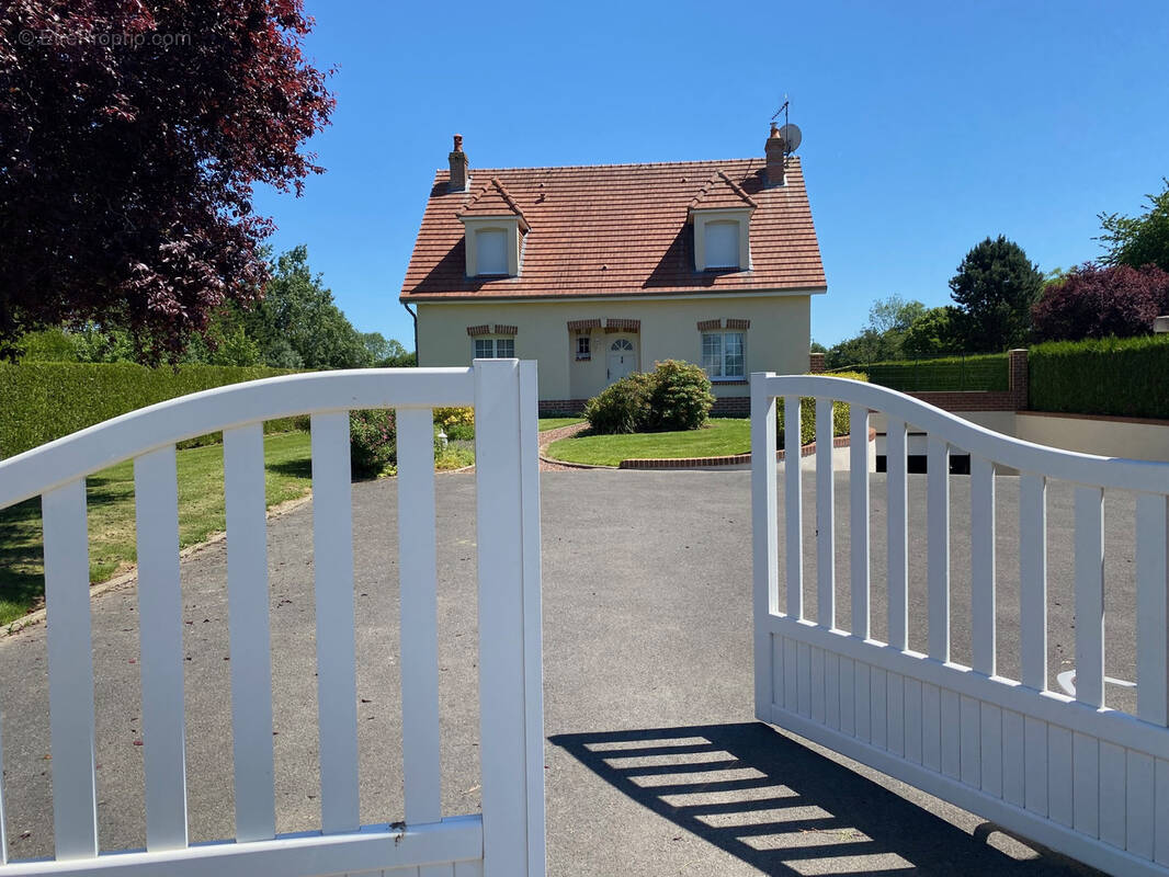 Maison à POIX-DE-PICARDIE
