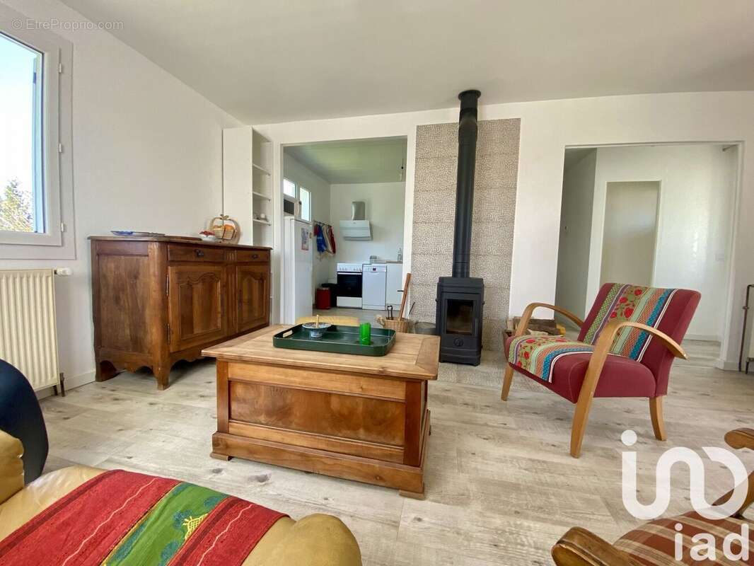 Photo 2 - Maison à MONTBERTHAULT