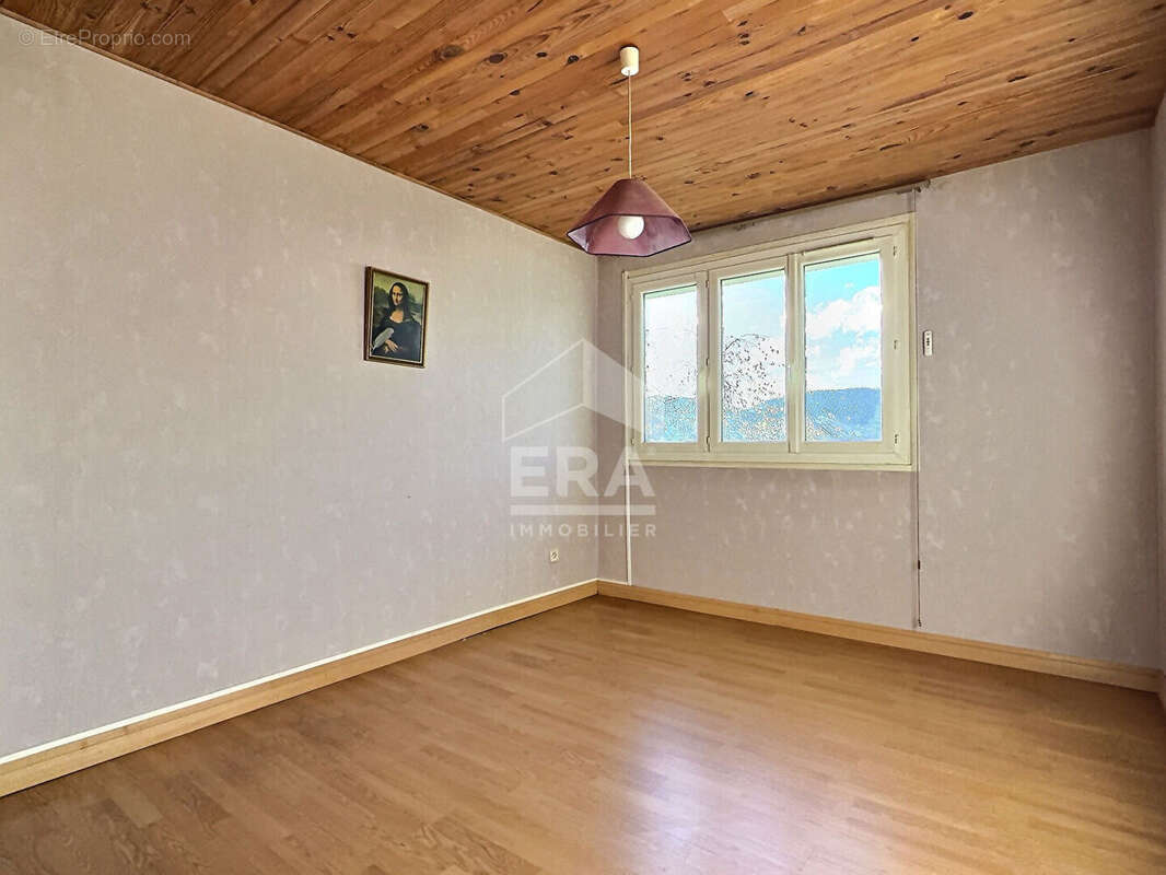 Maison à CLERMONT-FERRAND