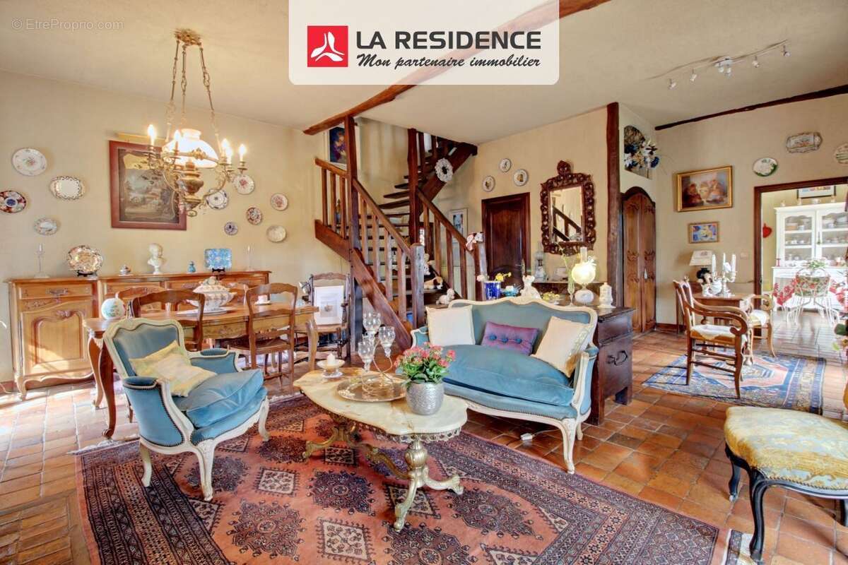 Maison à BONNIERES-SUR-SEINE