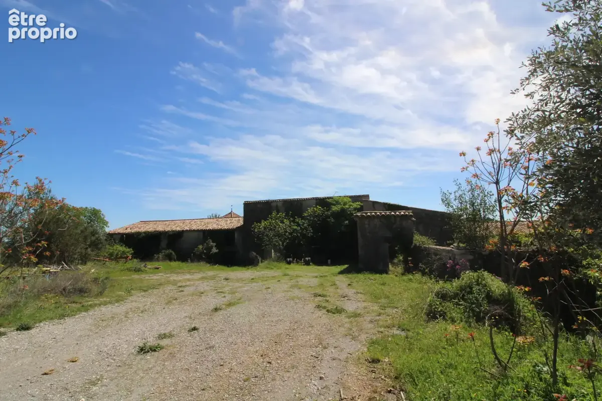 Mas de 2500 m2 sur 26 hectares. - photo 58