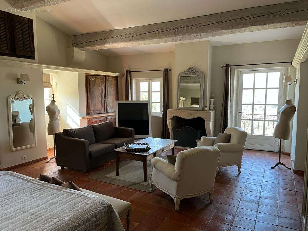 Maison à PLAN-DE-LA-TOUR