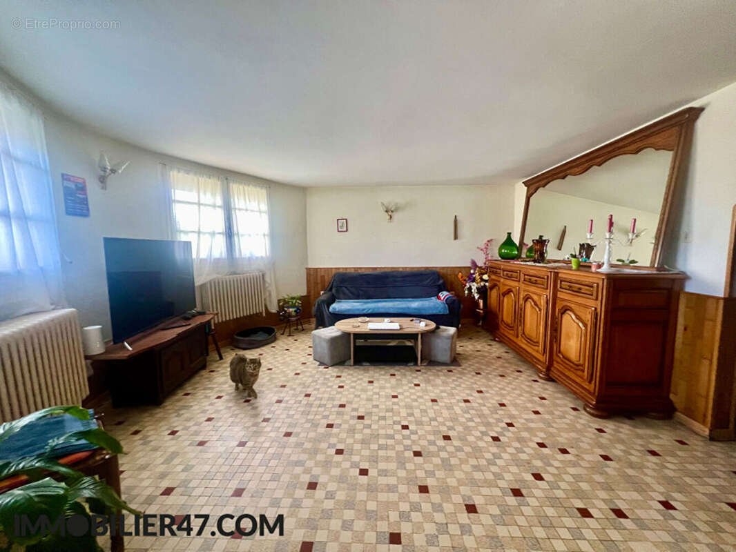Maison sur sous sol avec dépendances - photo 11