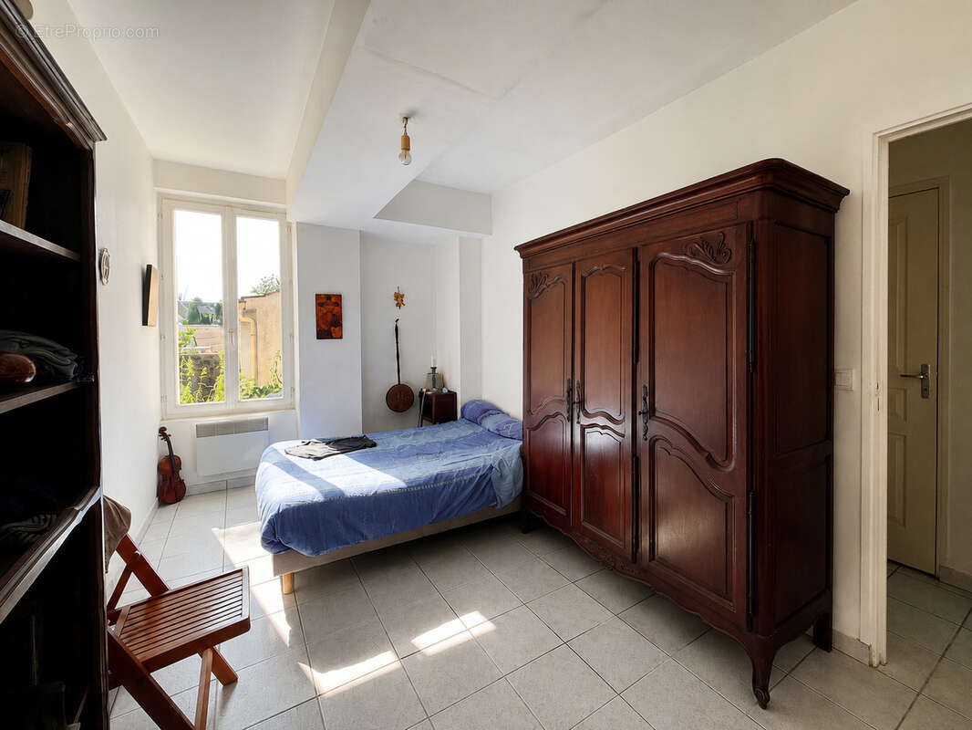 Immeuble comprenant trois logements. - photo 16