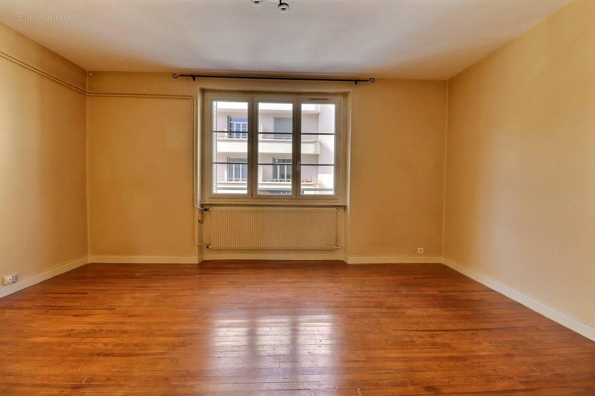 Appartement à CHAMALIERES