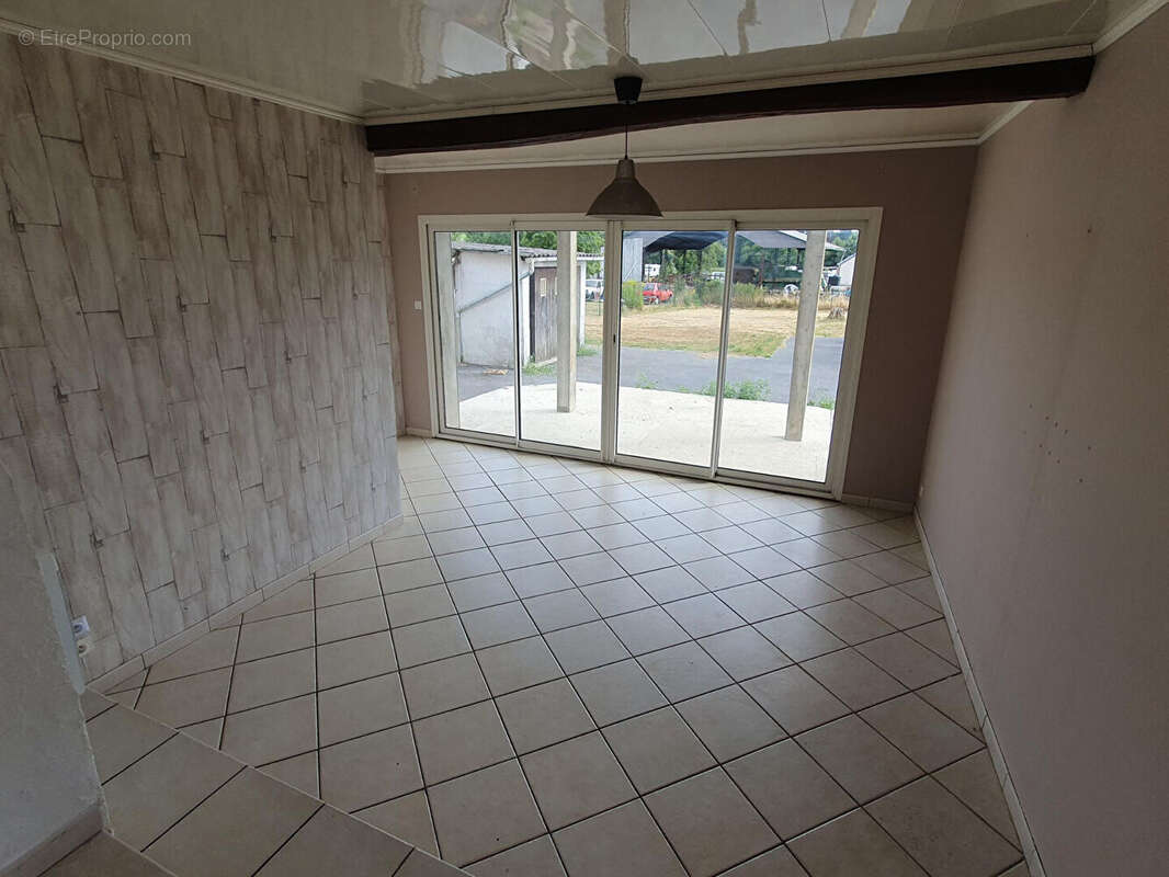 Maison Brissy Hamegicourt 7 pièce(s) 162 m2 - photo 18