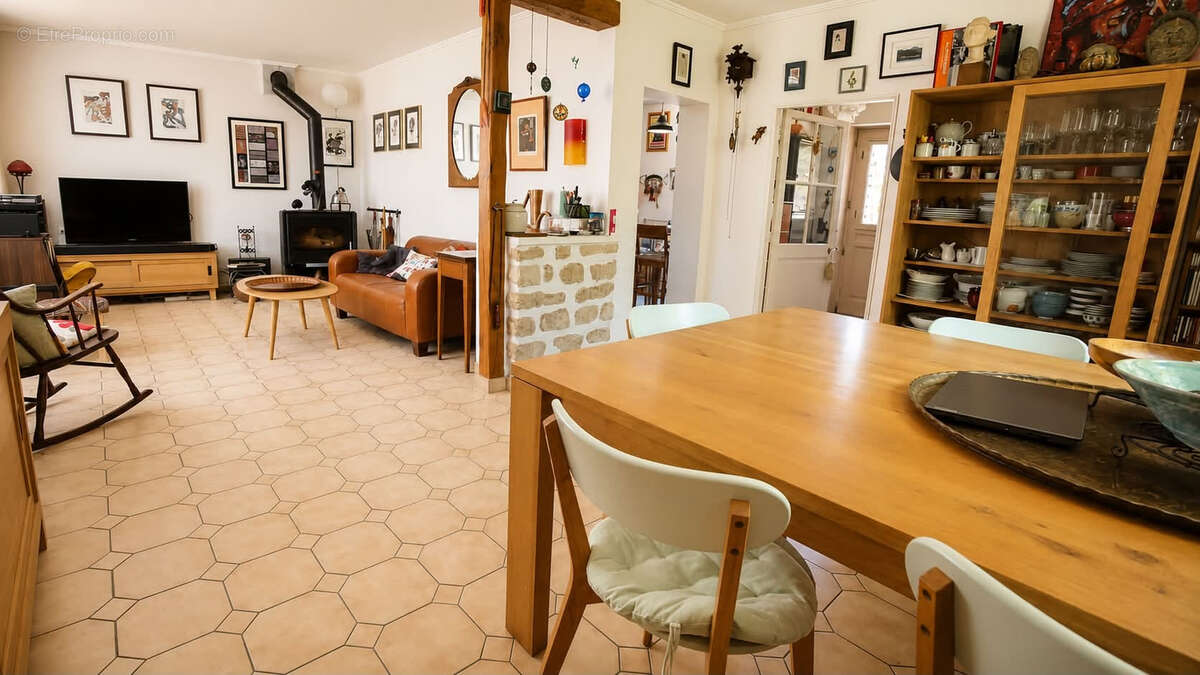 Maison à EPONE