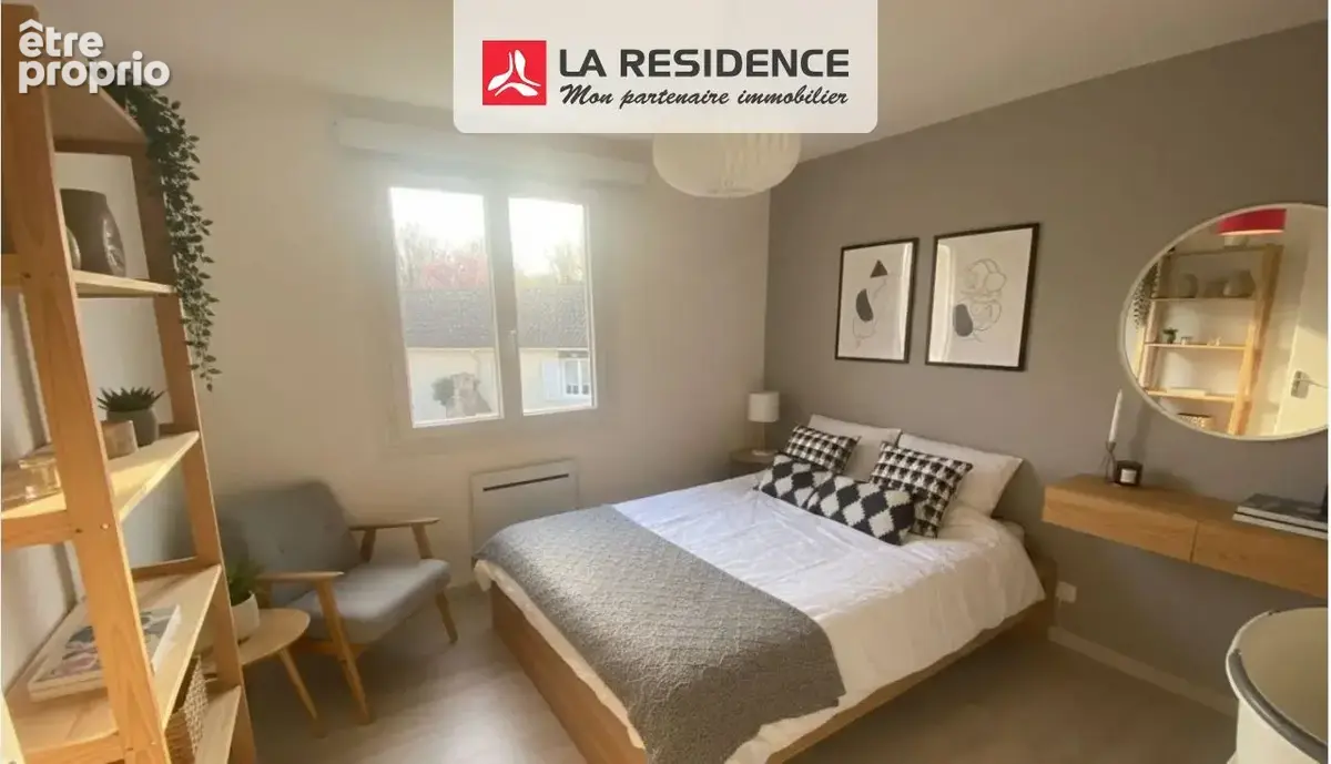 Maison 103 m² à Savigny-Le-Temple  - photo 5