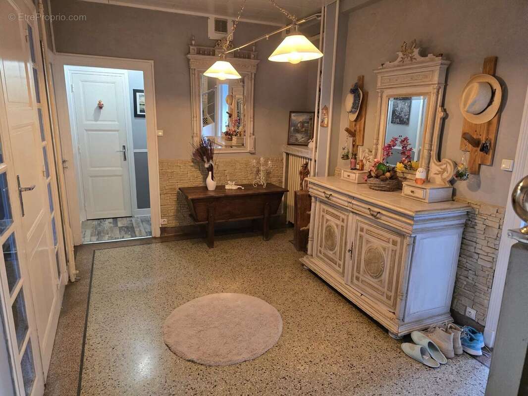 Maison à AUZAT-LA-COMBELLE