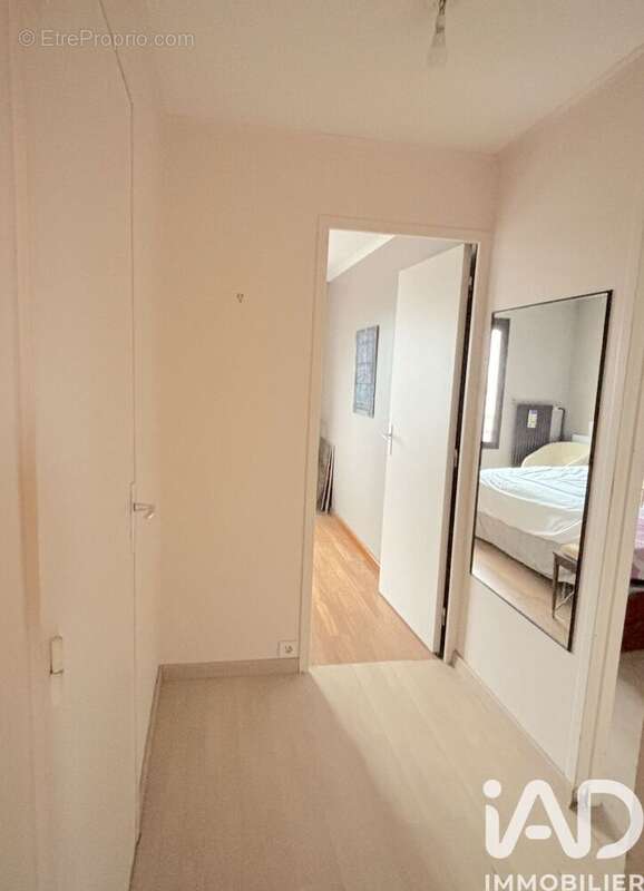 Photo 8 - Appartement à LES ULIS