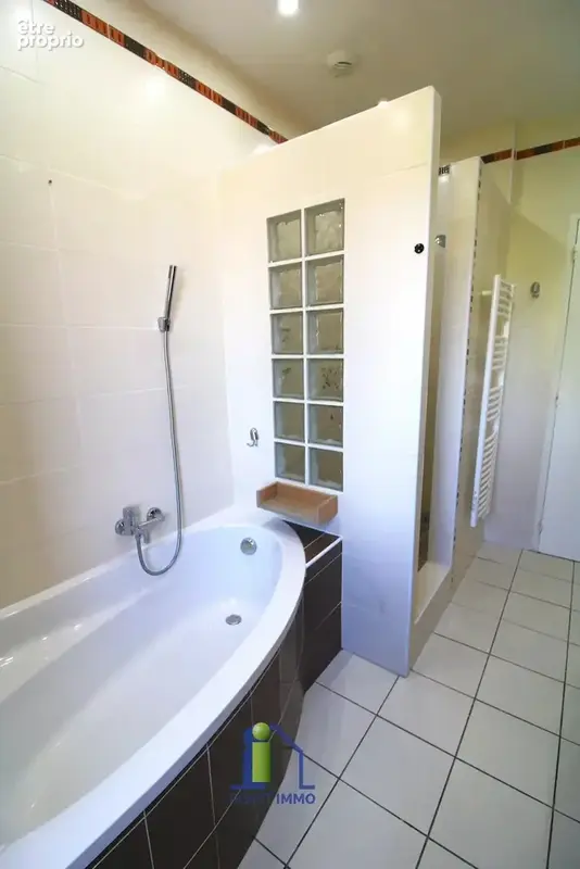 Magnifique maison 6 chambres avec piscine à Château Gombert - photo 25