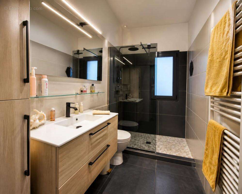 Belle villa contemporaine de 5 pièces de 136 m² à Perpignan Sud - photo 14