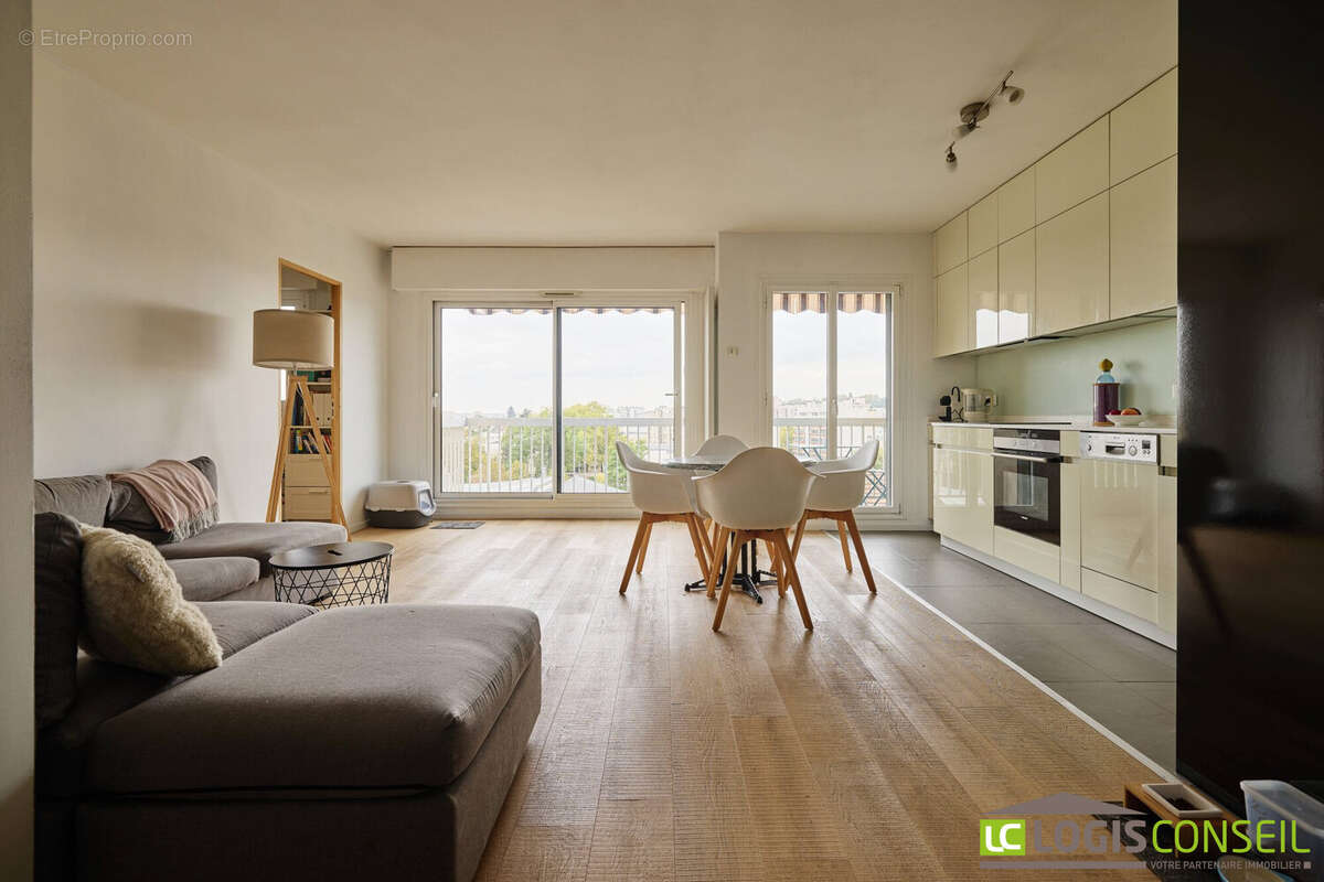 Appartement à BOURG-LA-REINE