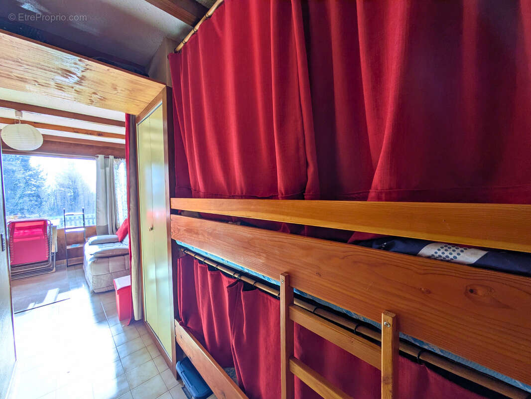 Appartement à SAINT-MICHEL-DE-CHAILLOL