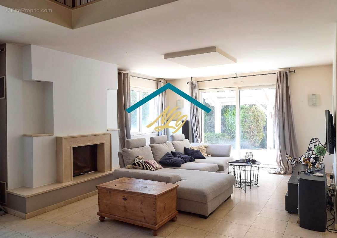 Maison d'architecte de 200 m2 - photo 2
