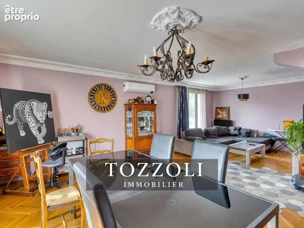 Maison Cremieu 8 pièce(s) 213.45m2 (296.71m² au sol) - photo 5