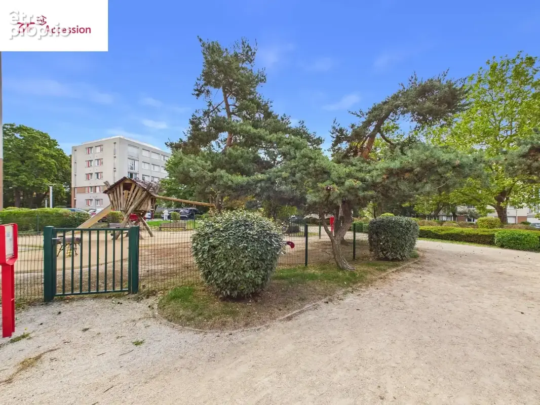  Appartement T3 de 54,6 m² avec cave et loggia – St-Cyr L’Ecole - photo 9