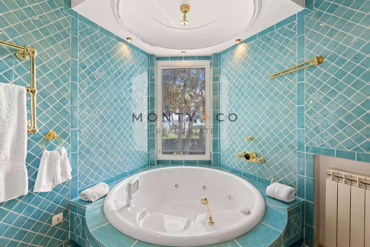 Maison à SAINT-JEAN-CAP-FERRAT