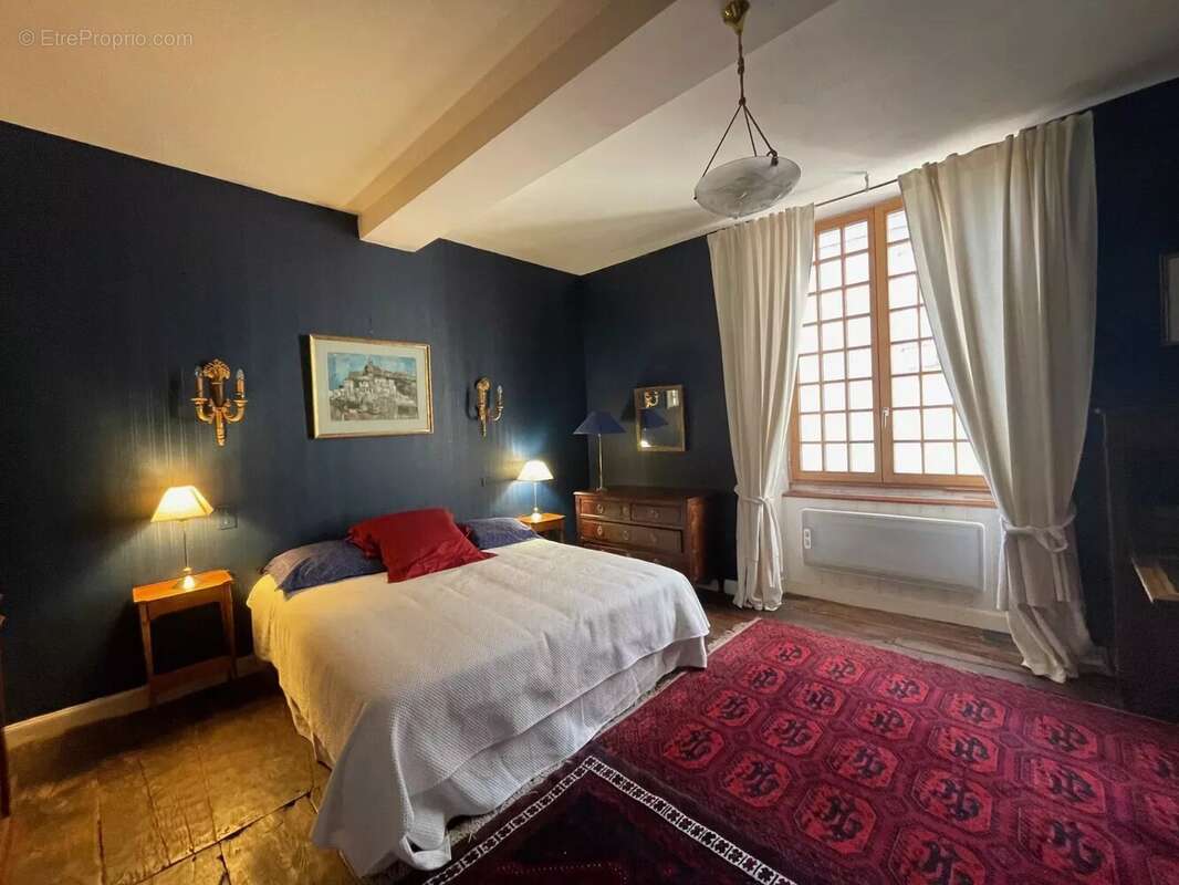 Maison à SAUVETERRE-DE-BEARN