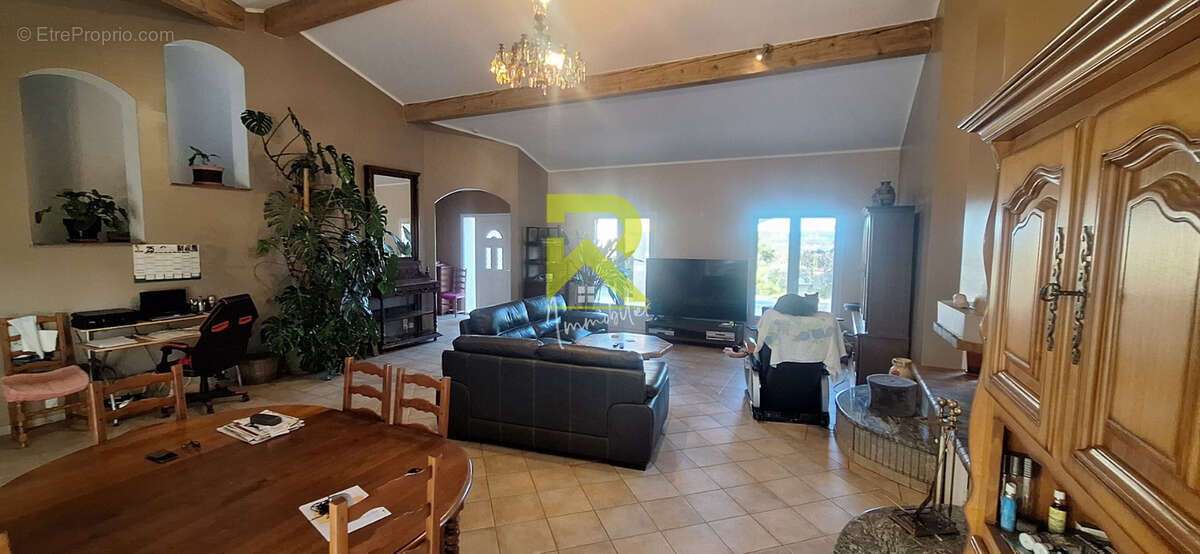 Maison à LEZIGNAN-CORBIERES