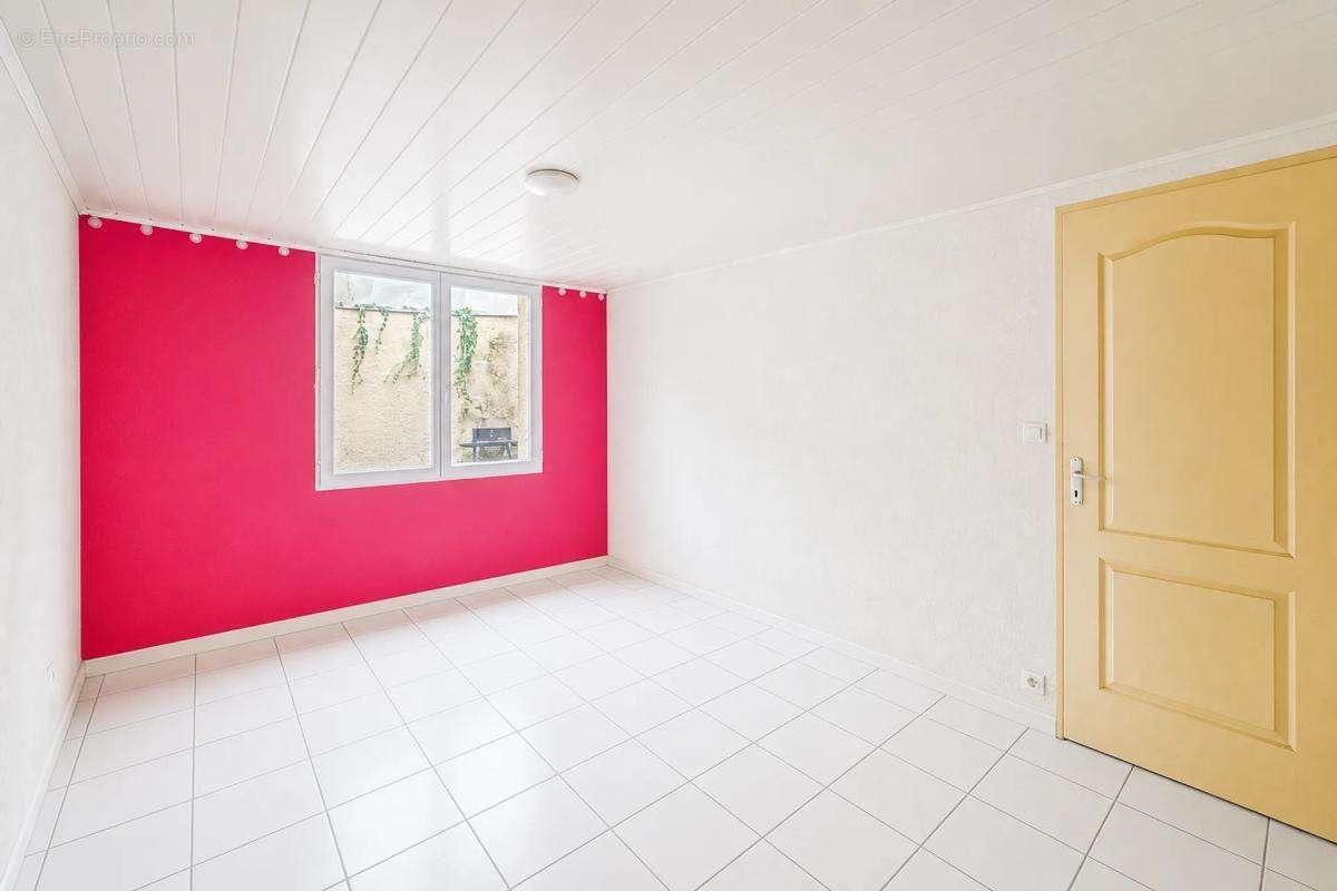 Maison de 4 pièces de 140 m² à Le Pont-de-Beauvoisin - photo 17