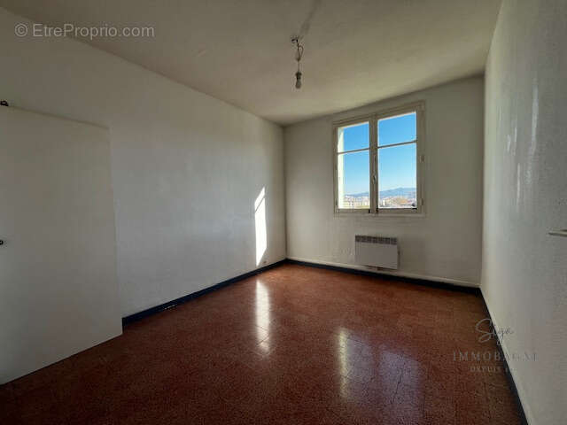Appartement à MARSEILLE-9E