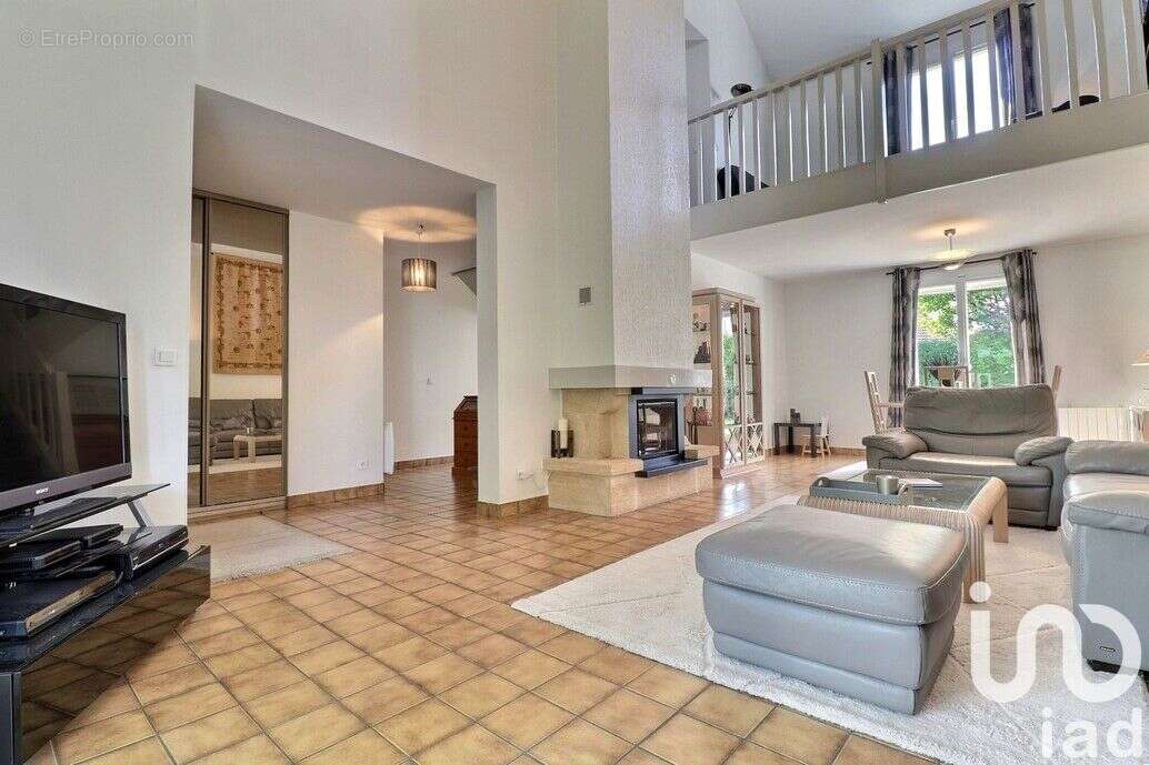 Photo 2 - Maison à LE PLESSIS-TREVISE