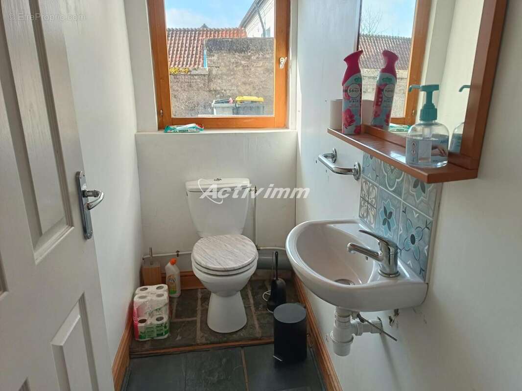 4255 (16) - Maison à HESDIN