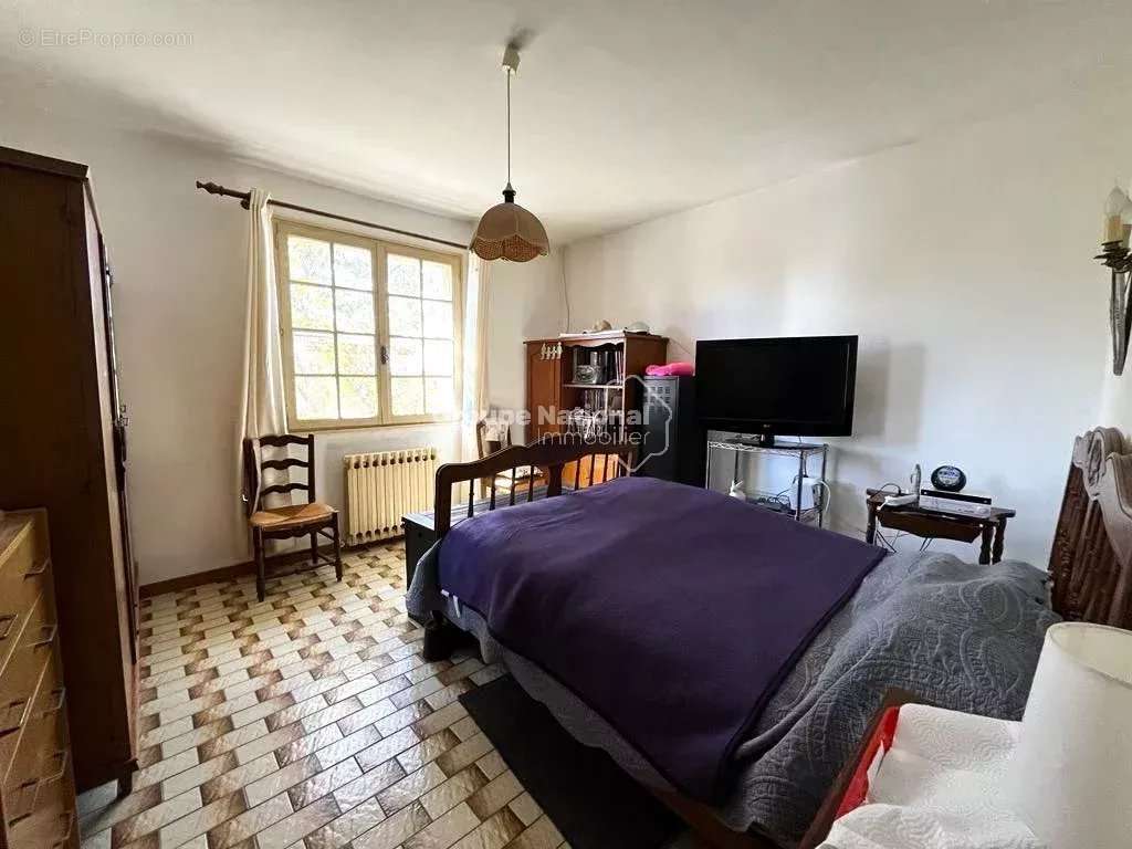 Maison à PERNES-LES-FONTAINES