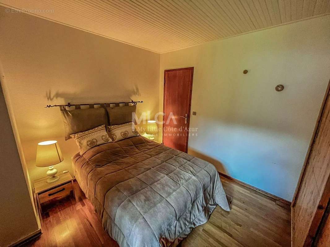 Appartement à SAINT-ETIENNE-DE-TINEE