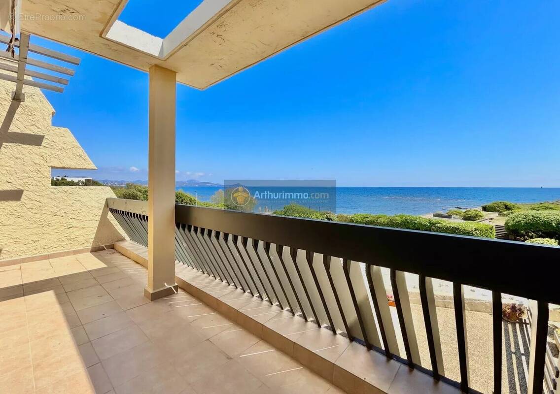 Appartement à FREJUS