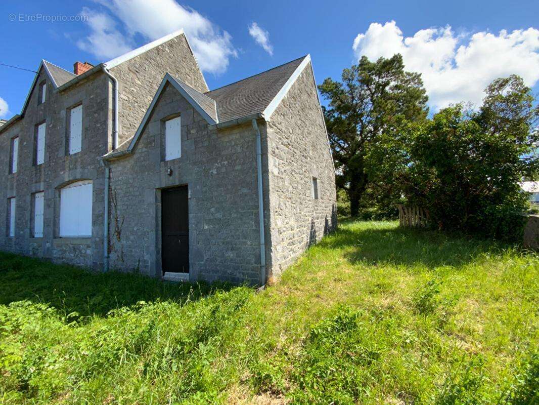 Maison à LINGREVILLE