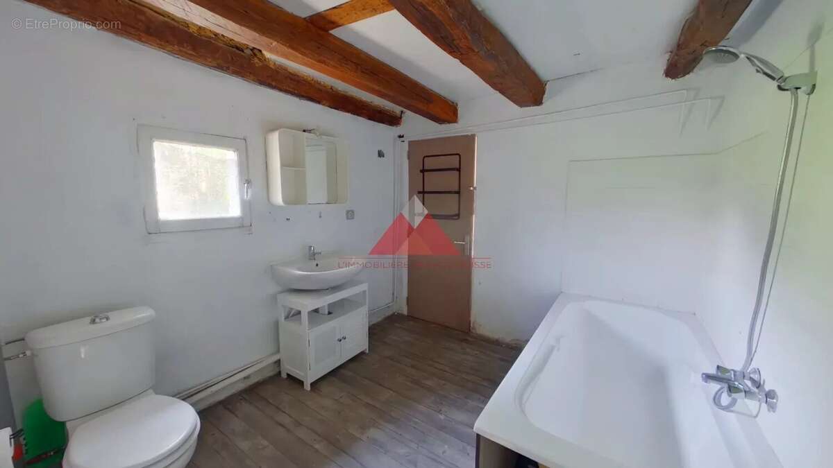 Maison à PIERRE-DE-BRESSE