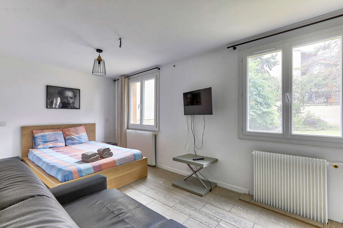 Appartement à PARIS-19E