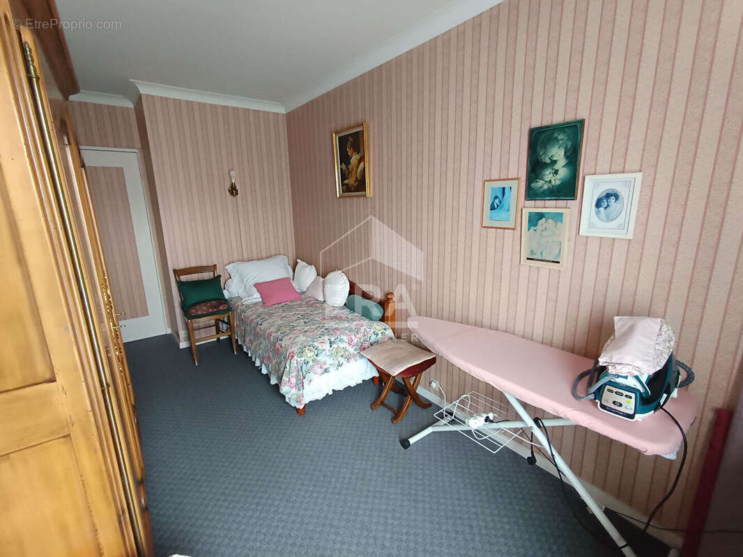 Maison à ELANCOURT