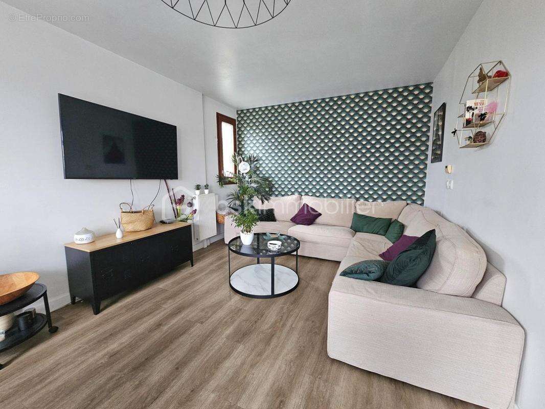 Appartement à TREMBLAY-EN-FRANCE