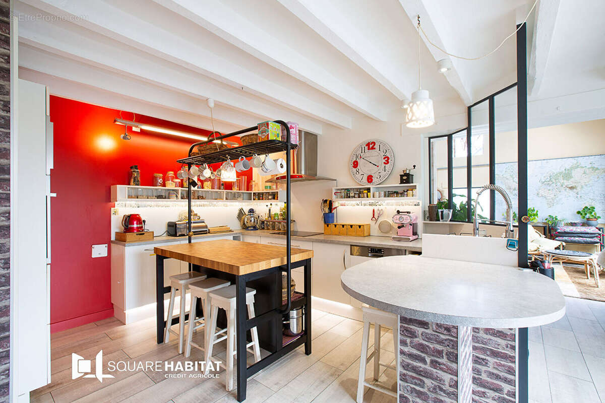 Maison à VILLEVEQUE