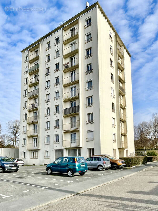 Appartement à MONDEVILLE
