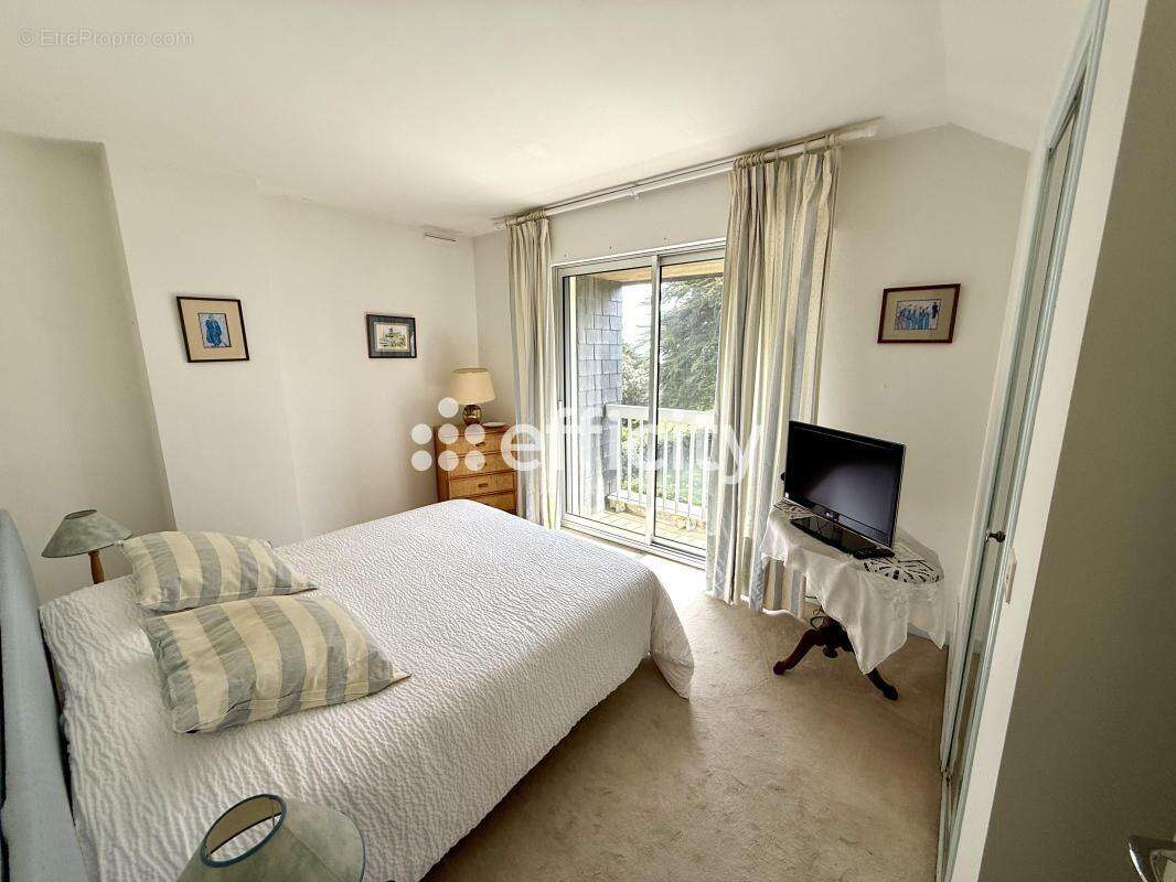 Maison à LE POULIGUEN