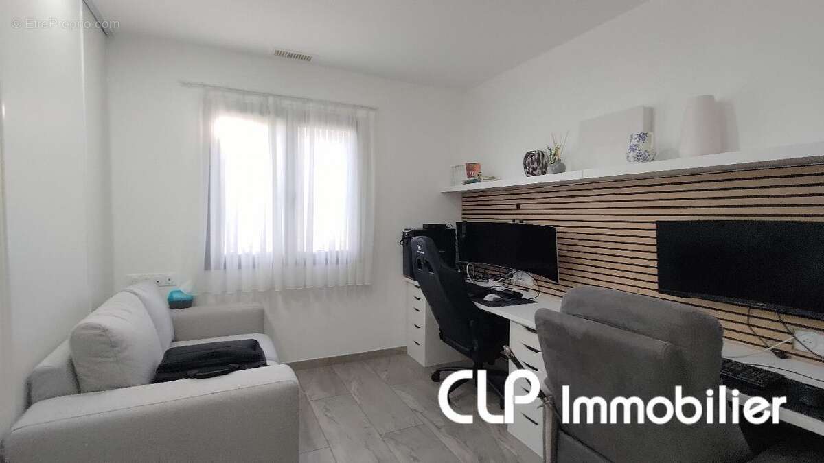 Maison 105 m² à Rochemaure  - photo 8