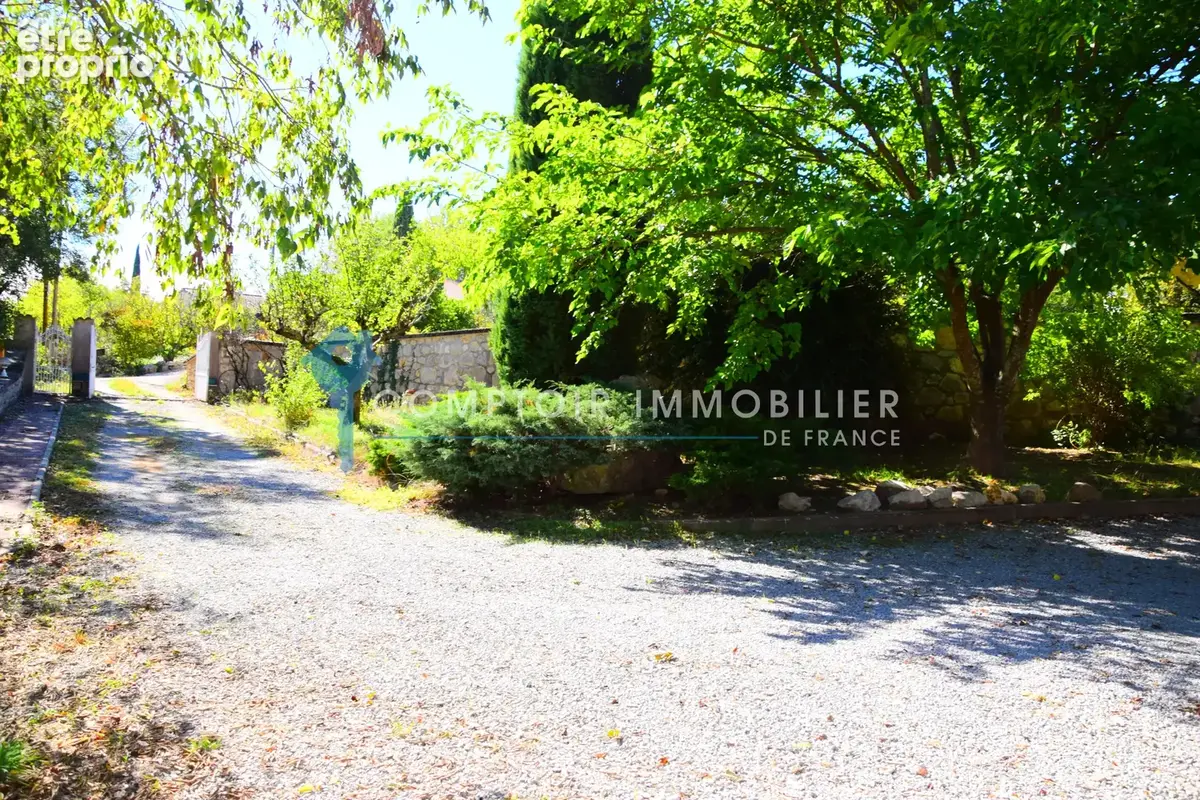 Dépt. 07 - A VENDRE à LANAS - Maison de 262 m2 - Parcelle de 3.100 m2 - photo 32