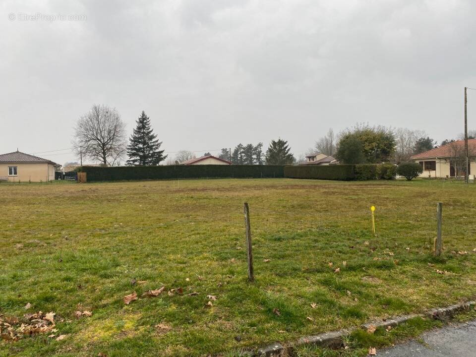 Terrain à LA TESTE-DE-BUCH