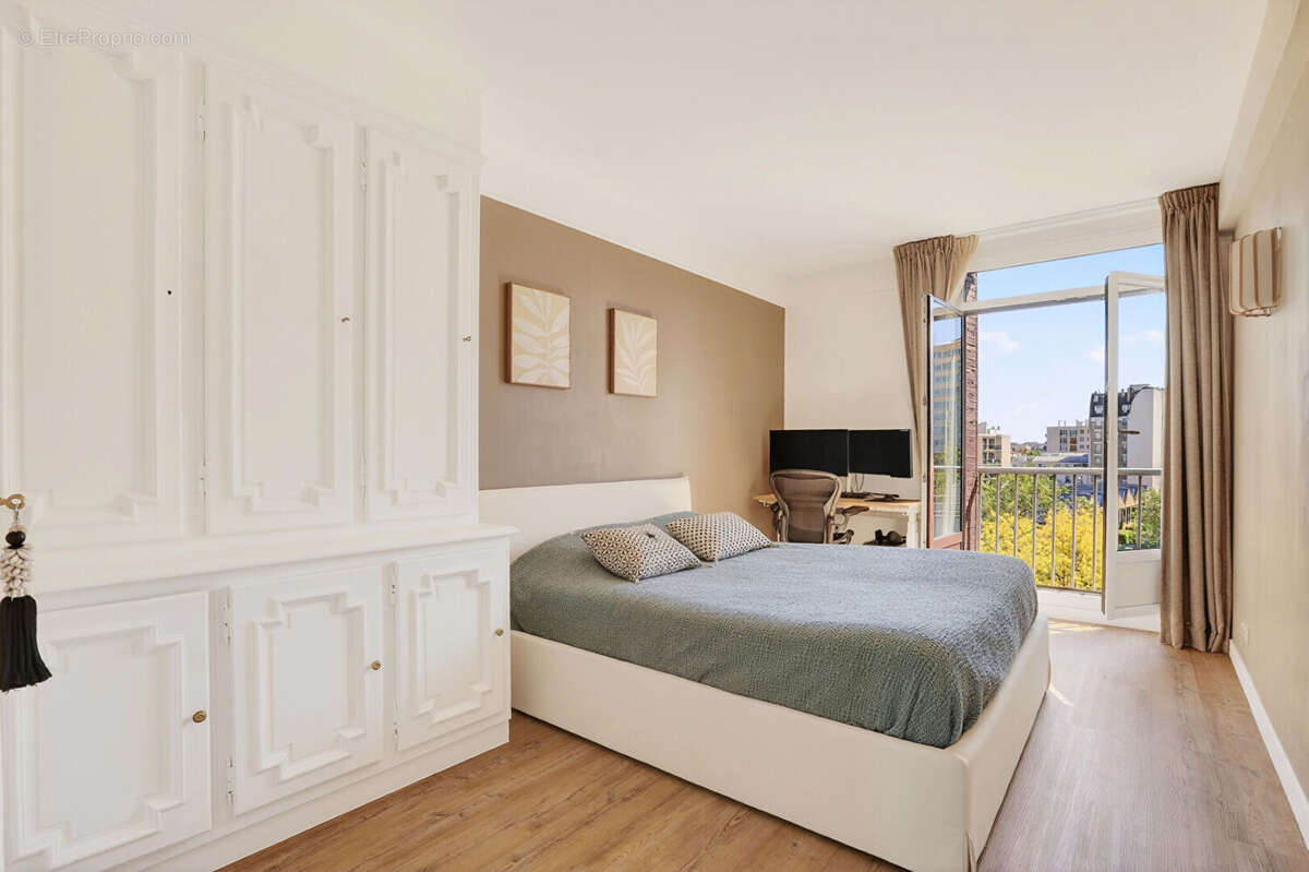 Appartement à COLOMBES