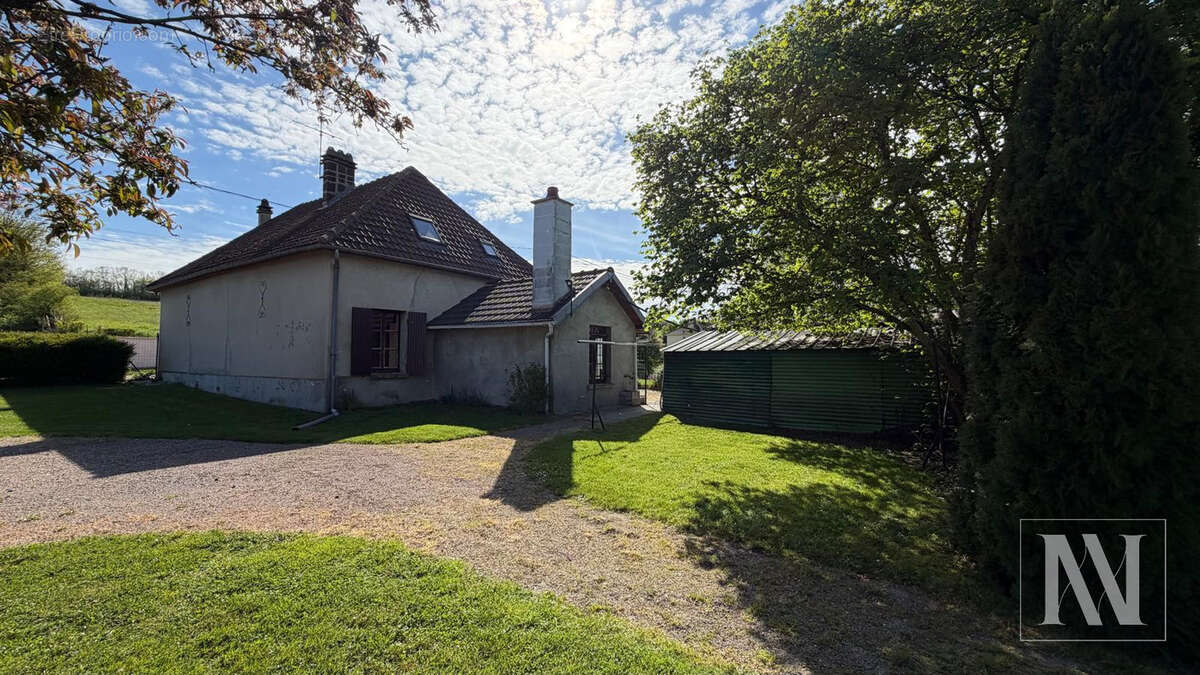 Maison à RILLY-SAINTE-SYRE