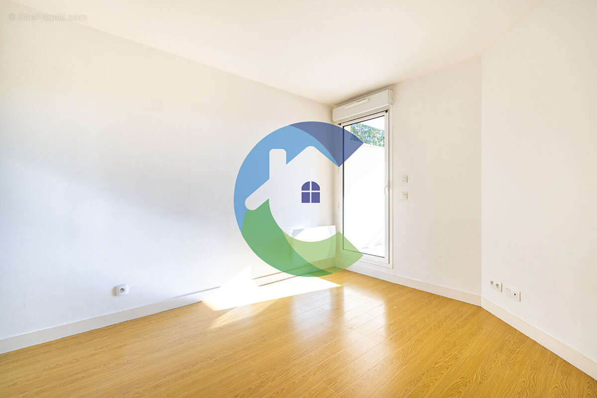 Appartement à EPINAY-SUR-ORGE