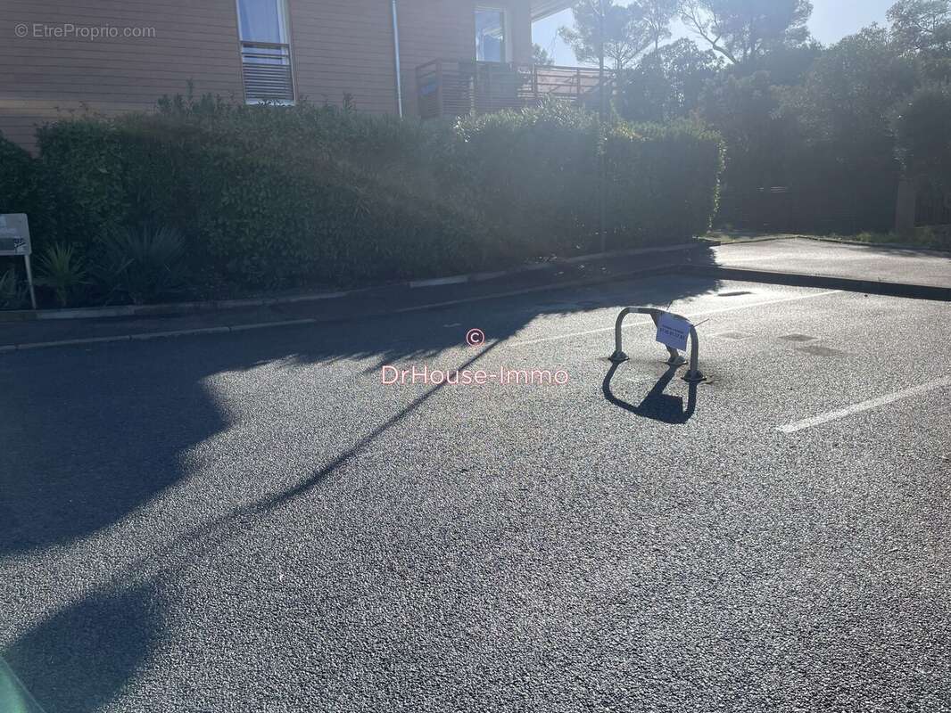 Parking à FREJUS