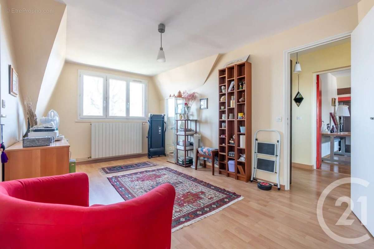 Maison à VILLIERS-SUR-MARNE