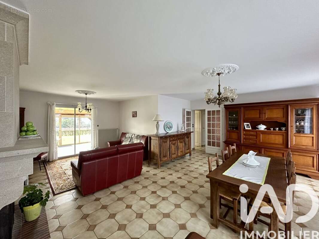 Photo 4 - Maison à TARGON