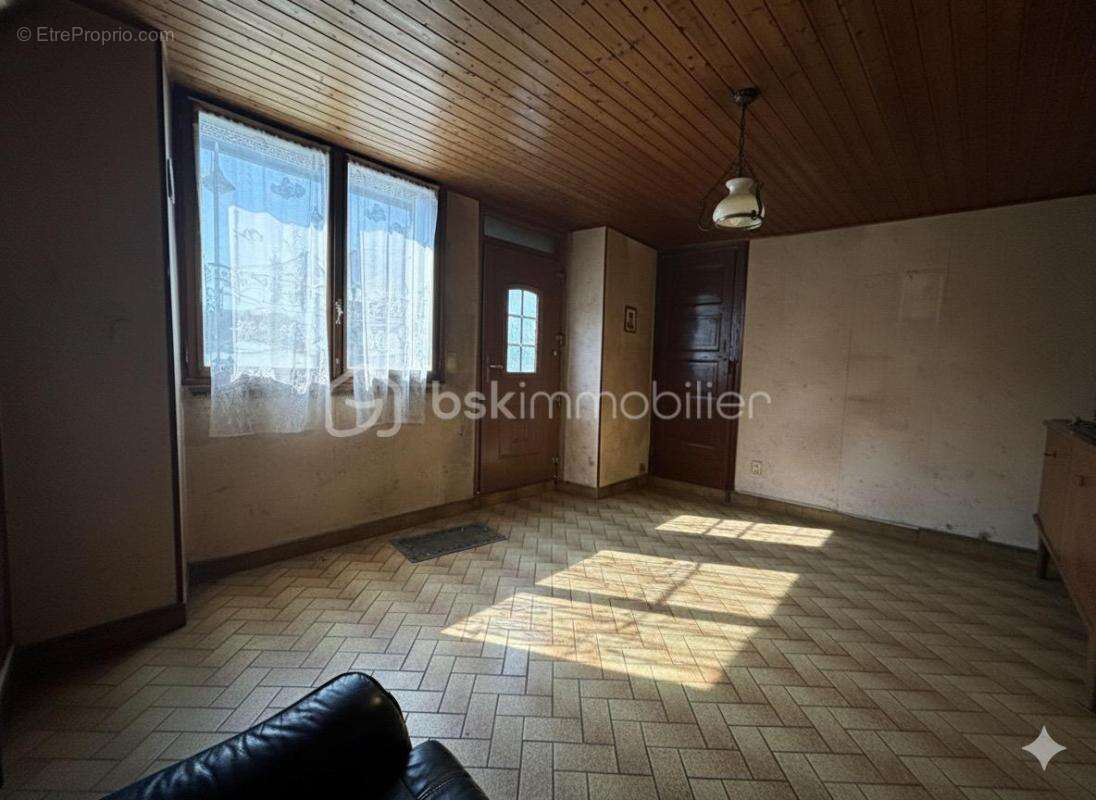 Maison de village T5 de 105 m² à rénover – Séchilienne - photo 8